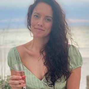 Meet your Posher, Naomi